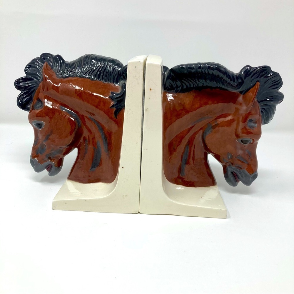 Beautiful ceramic horse bookends